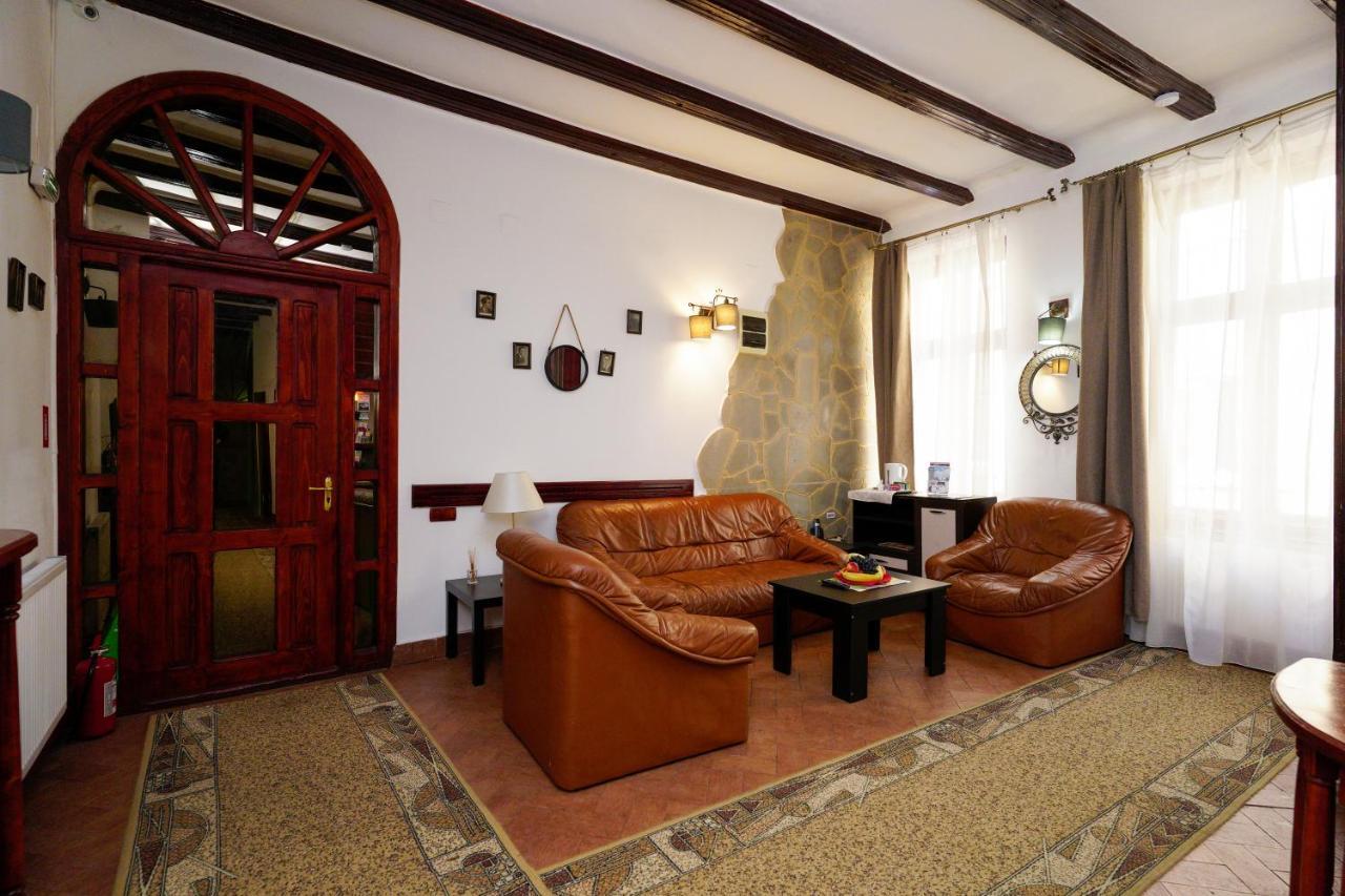 Pensiunea Noemi Brașov Exterior foto